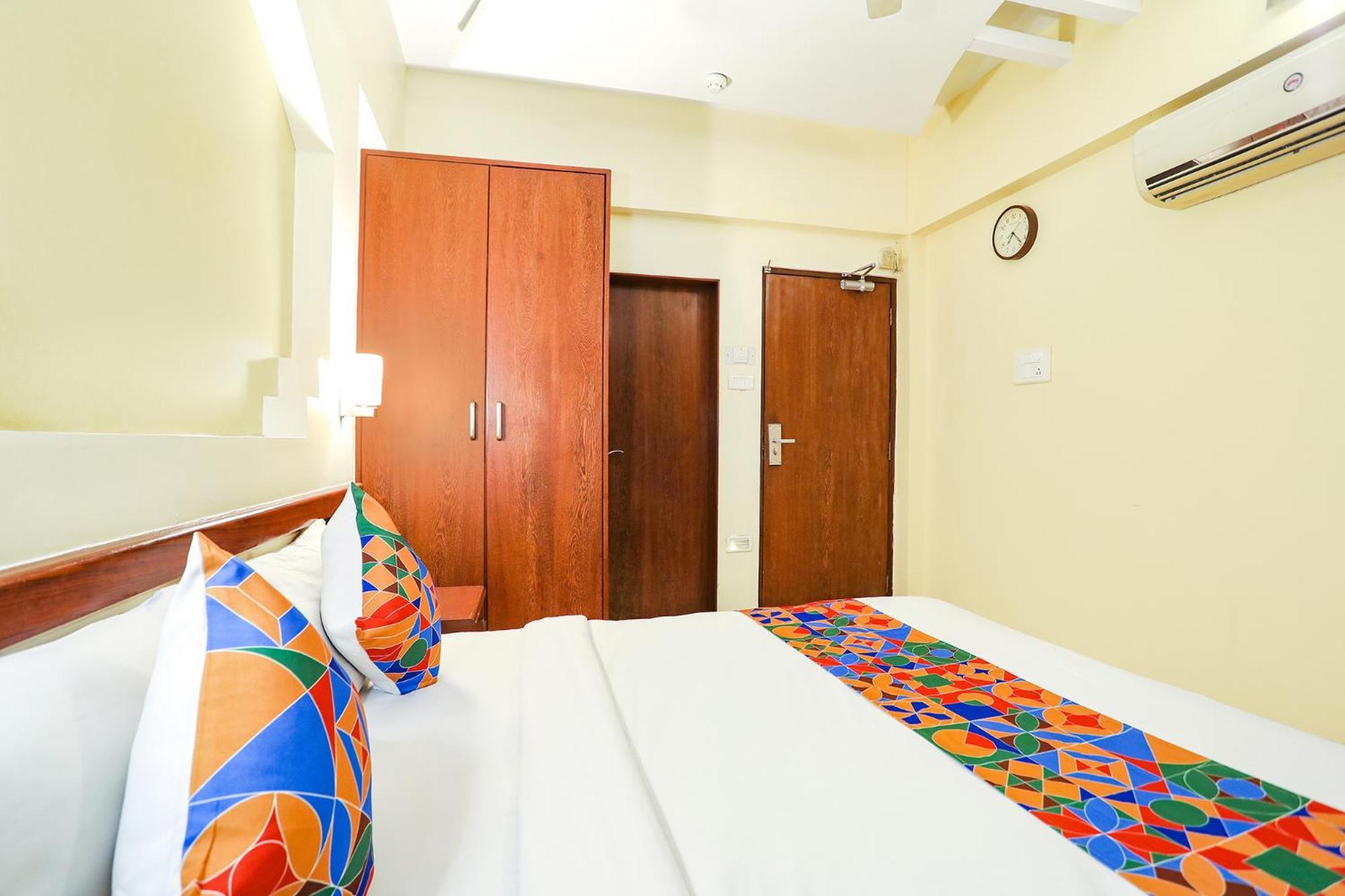 Fabhotel Shubhangan - Nr Bandra Bombay Exterior foto