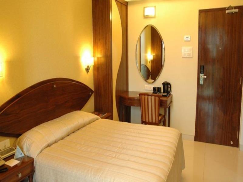 Fabhotel Shubhangan - Nr Bandra Bombay Exterior foto